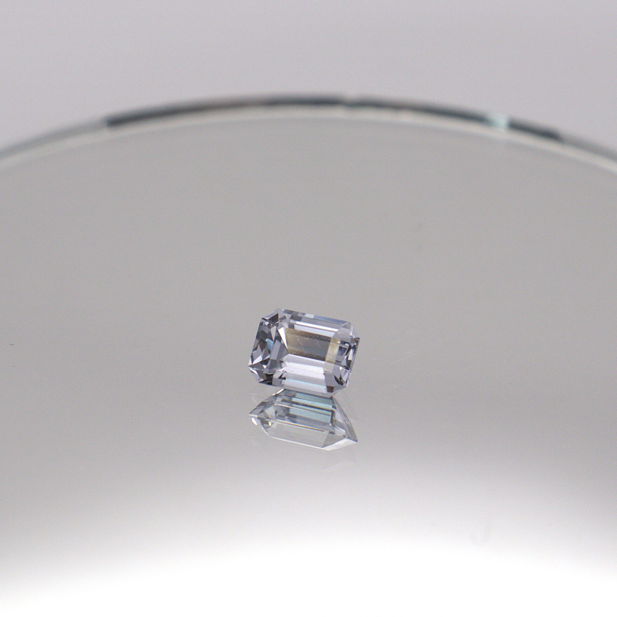Natural White Sapphire - 1.20ct Emerald Cut - Image 2