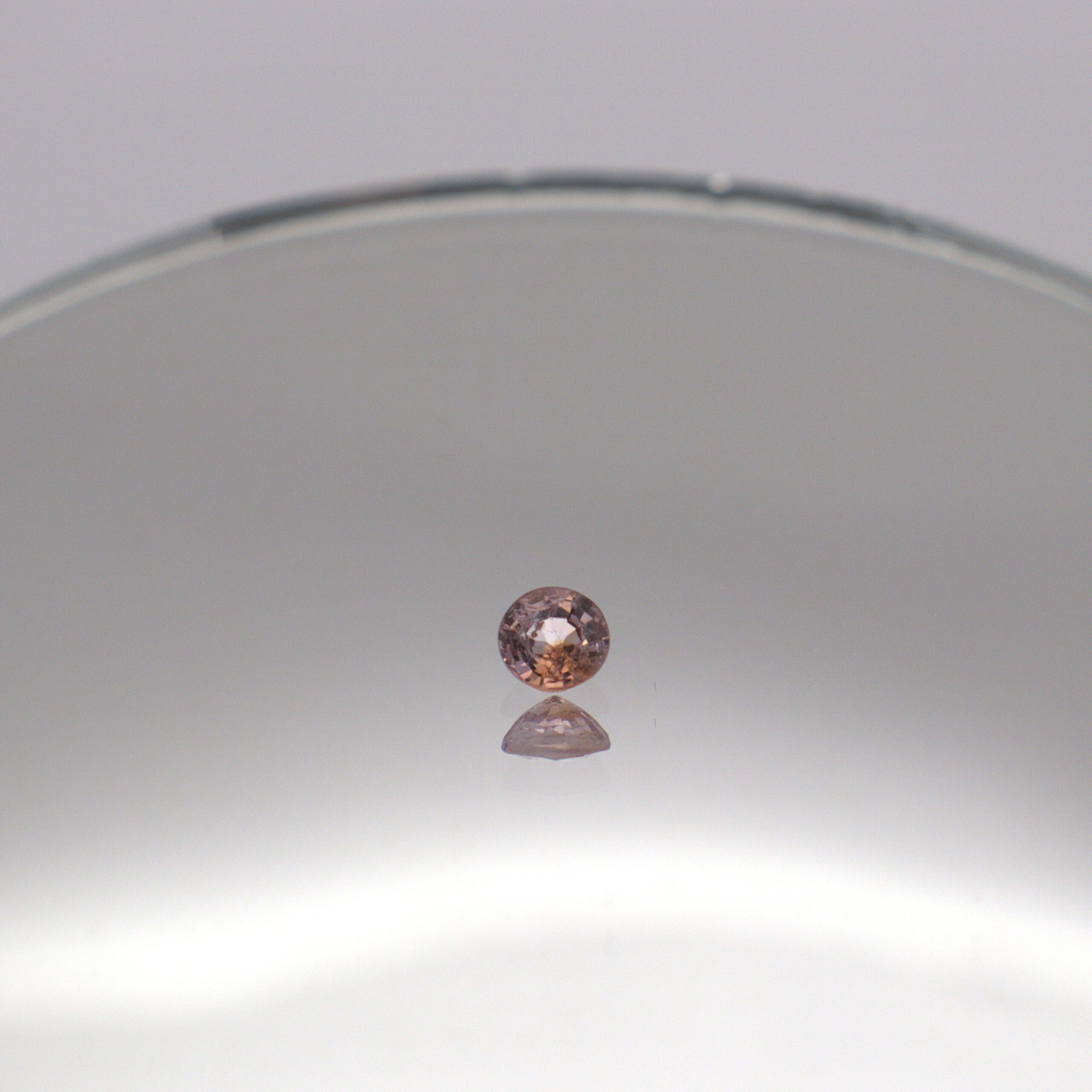 Sri Lankan Heated Padparadscha – 0.37 ct Round Cut - Image 4