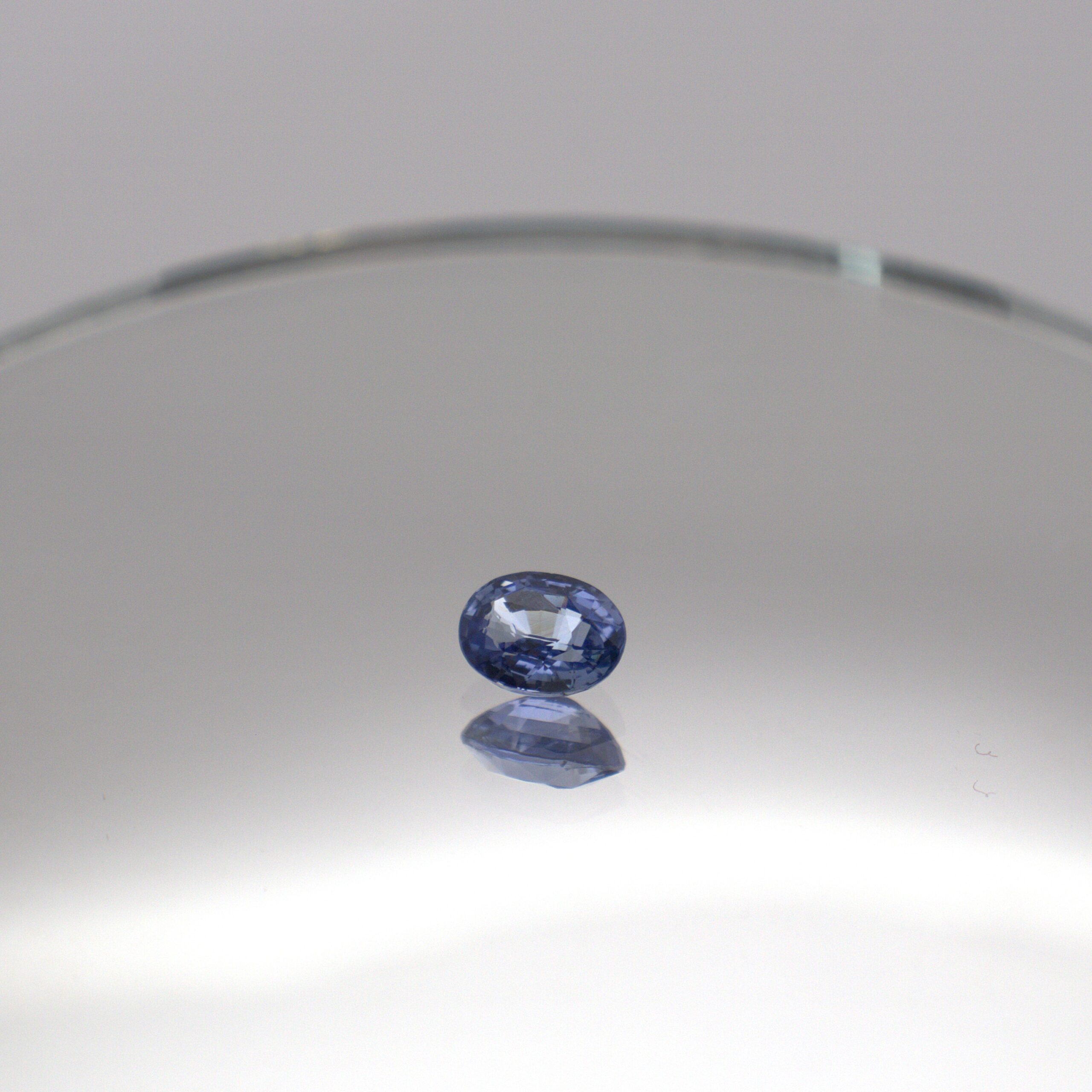 Natural Ceylon Blue Sapphire - 1.07ct Oval - Image 3