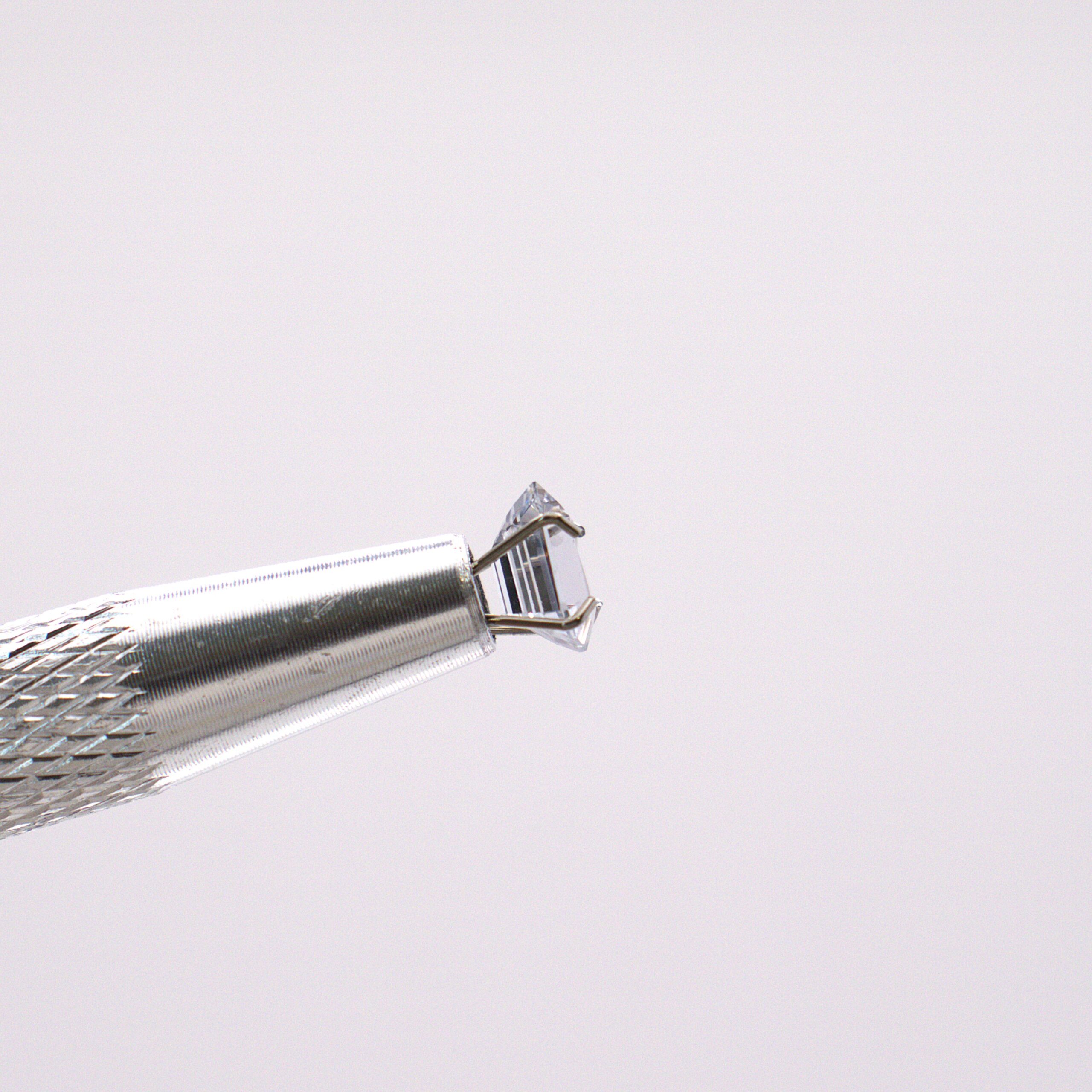 Natural White Sapphire - 1.20ct Emerald Cut - Image 4