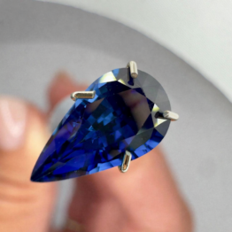 Natural Sri Lankan Blue Sapphire – 2.09ct Pear Cut Vivid Blue