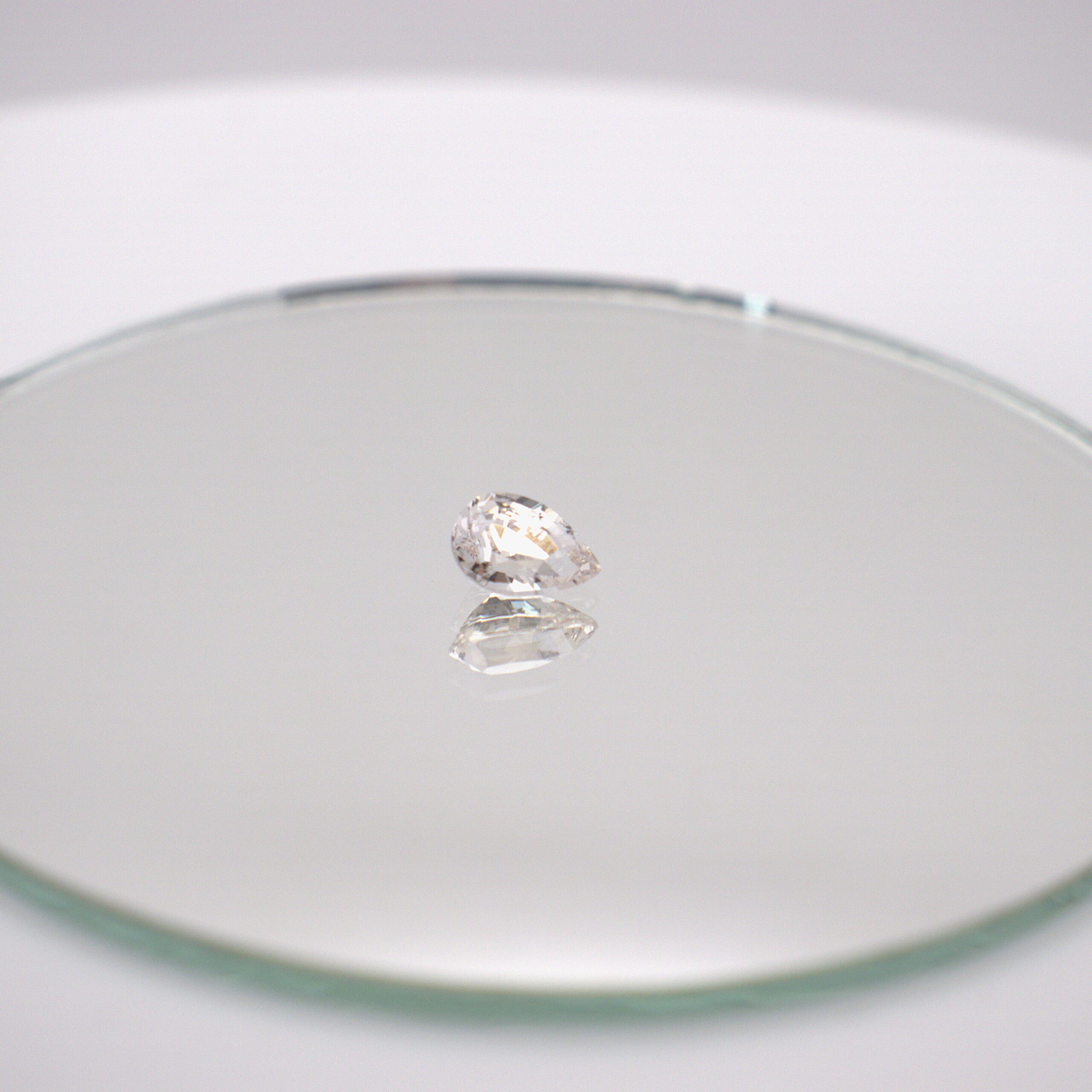 Natural Peach Sapphire - 1.10ct Pear - Image 2