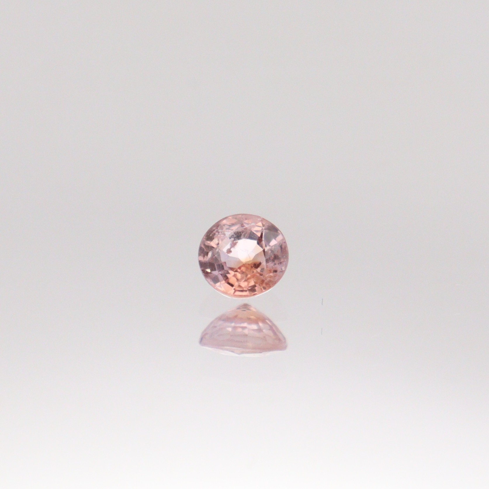 Sri Lankan Heated Padparadscha – 0.37 ct Round Cut