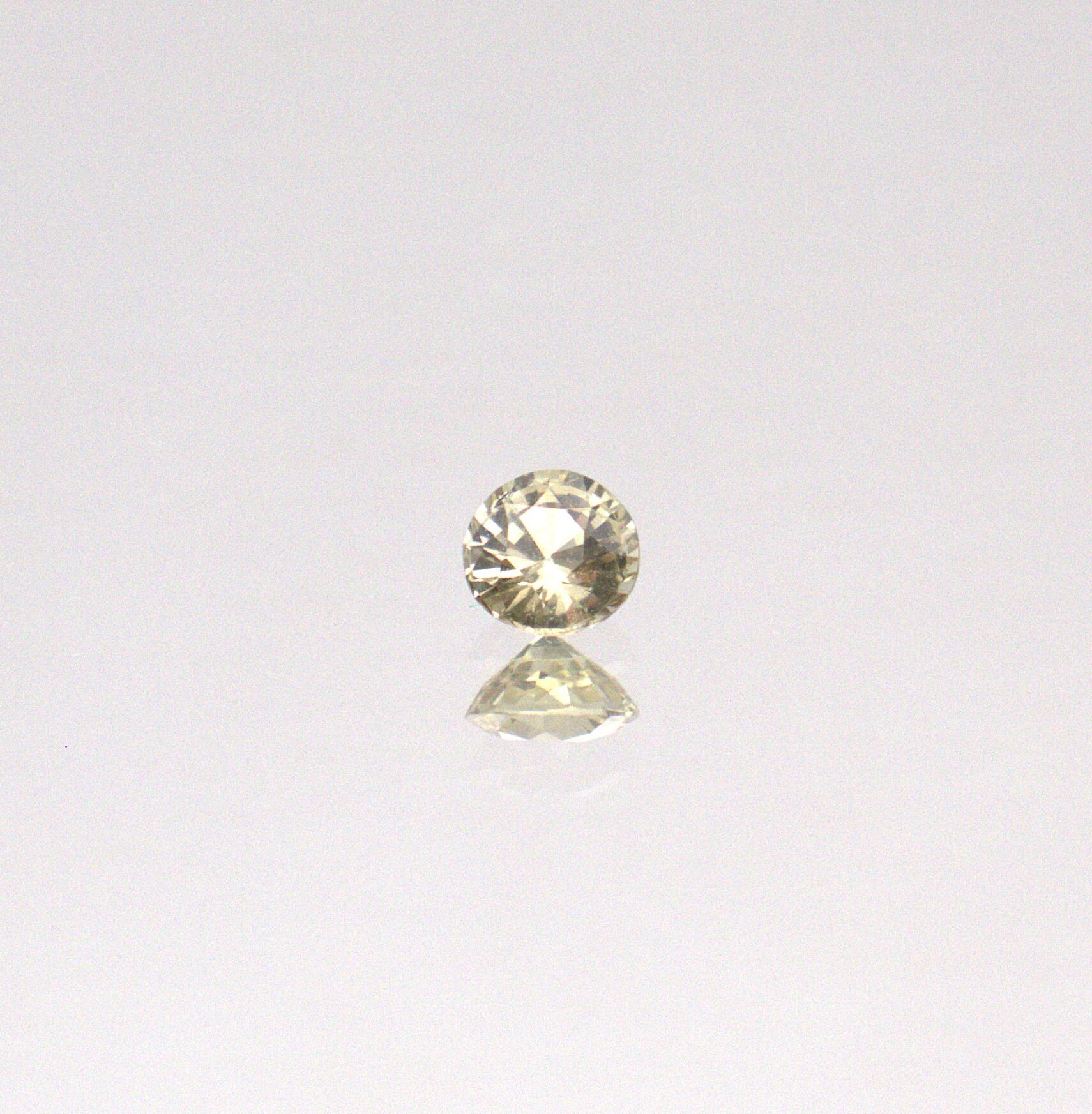 Natural Sri Lankan Yellow Sapphire – 0.30 ct Round