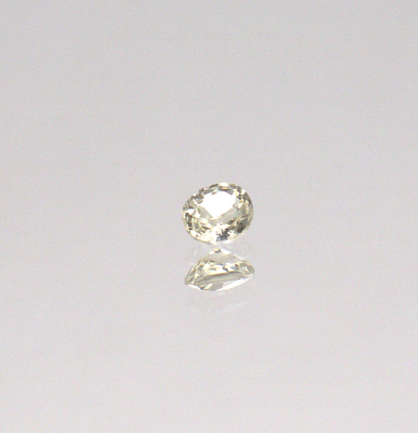 Natural Sri Lankan Peach Sapphire – 0.25 ct Oval