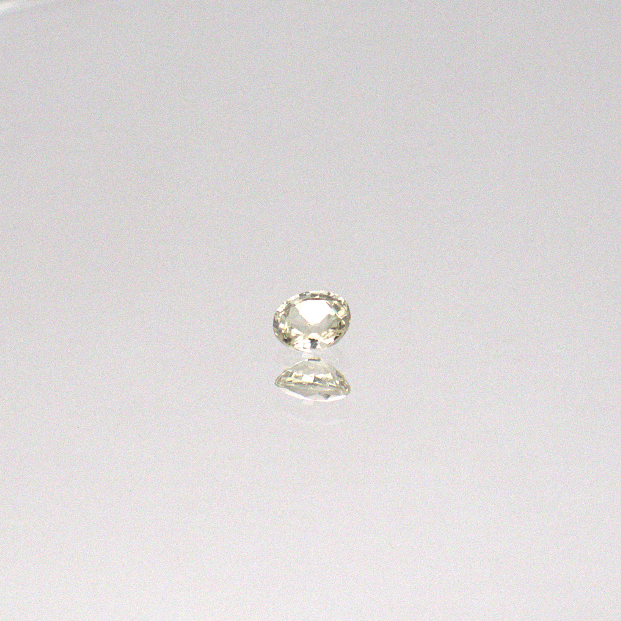 Natural Sri Lankan Peach Sapphire – 0.25 ct Oval - Image 2