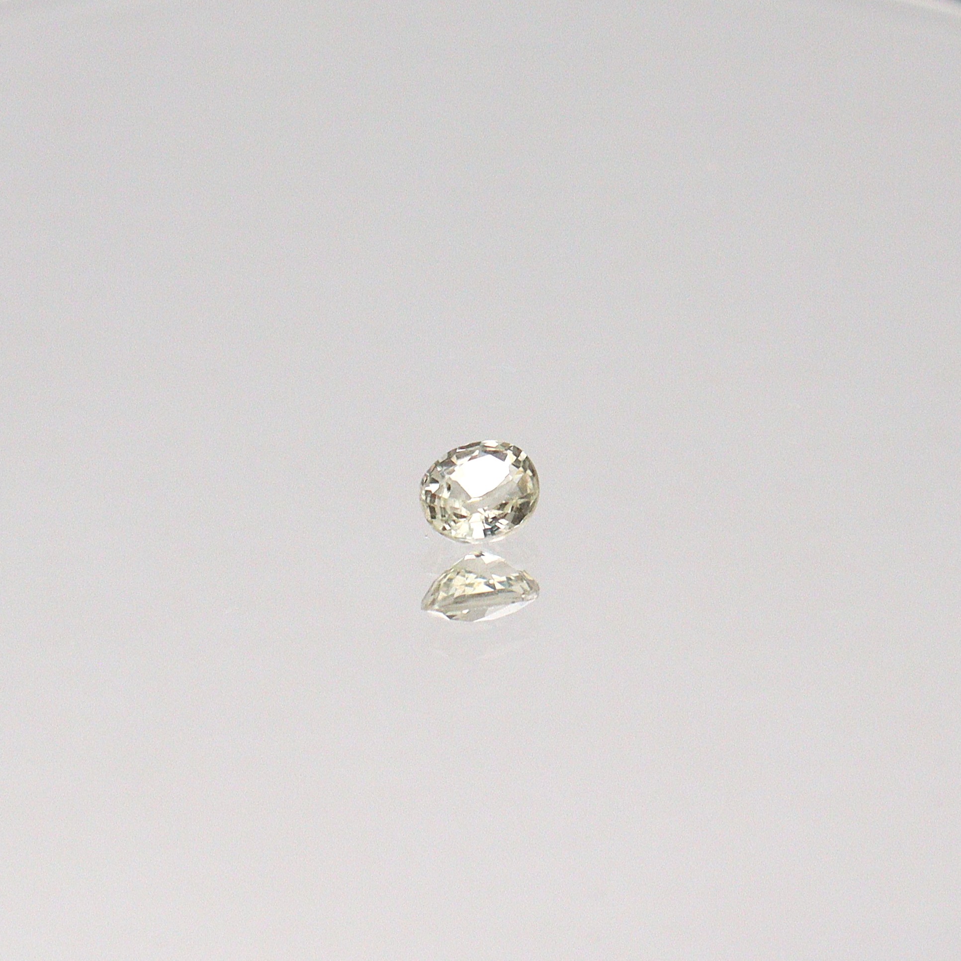 Natural Sri Lankan Peach Sapphire – 0.25 ct Oval - Image 5